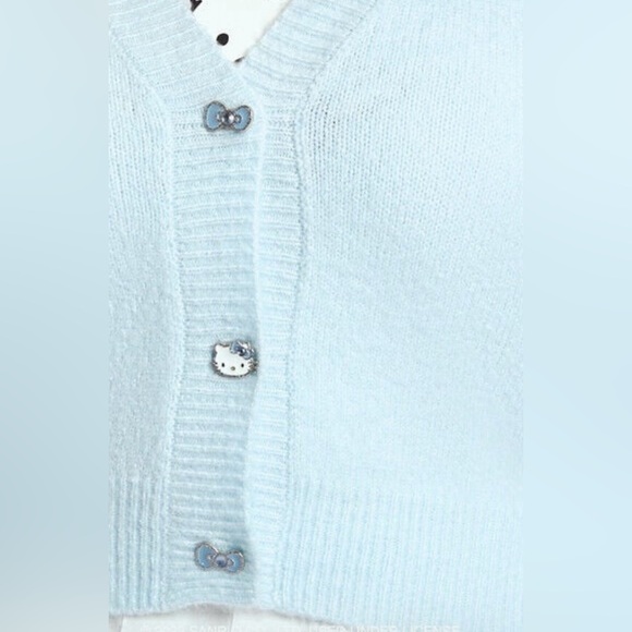 NWT-Plus Size Hello Kitty Cardigan Sweater - Picture 5 of 6